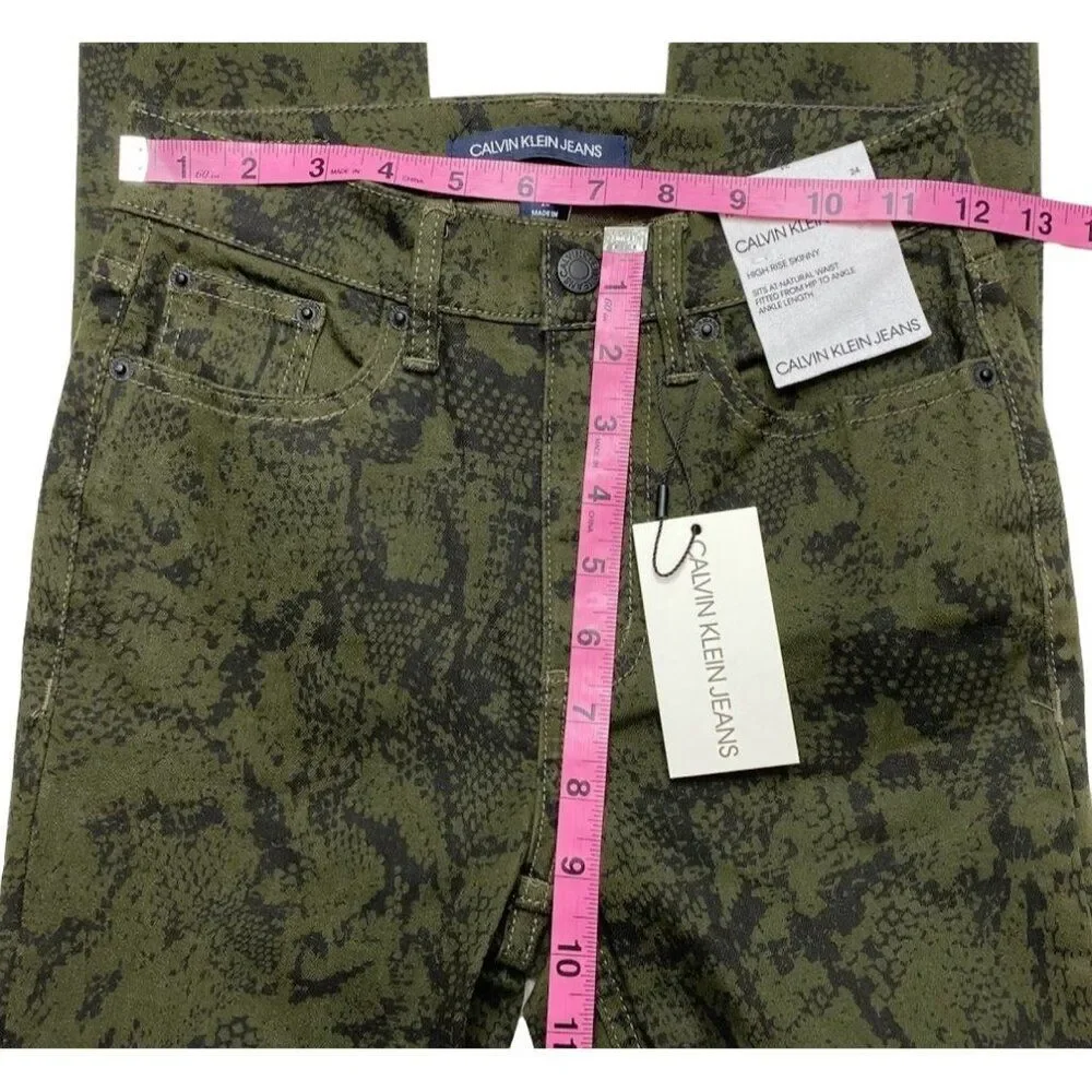 Calvin Klein Skinny Ankle Jeans Women's 24‎ XS Green Green Python-Print Stretch